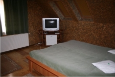 Hotel Christine Targu Secuiesc - camera dubla cu pat matrimonial