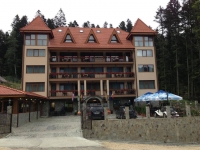 Hotel Cumpatu Sinaia - prezentare exterior
